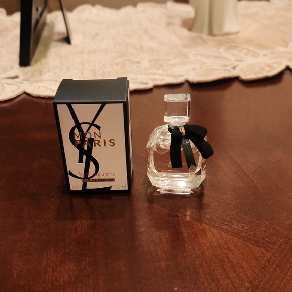 Yves Saint Laurent Mon Paris Mini with Black Bow - Picture 1 of 3